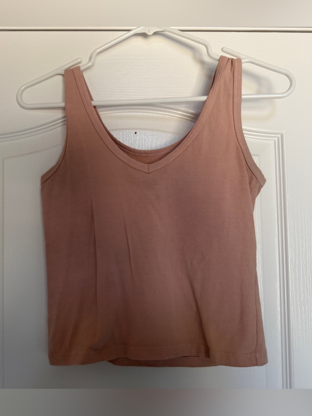Brandy Melville V-Neck Tank Top - Mauve Pink
